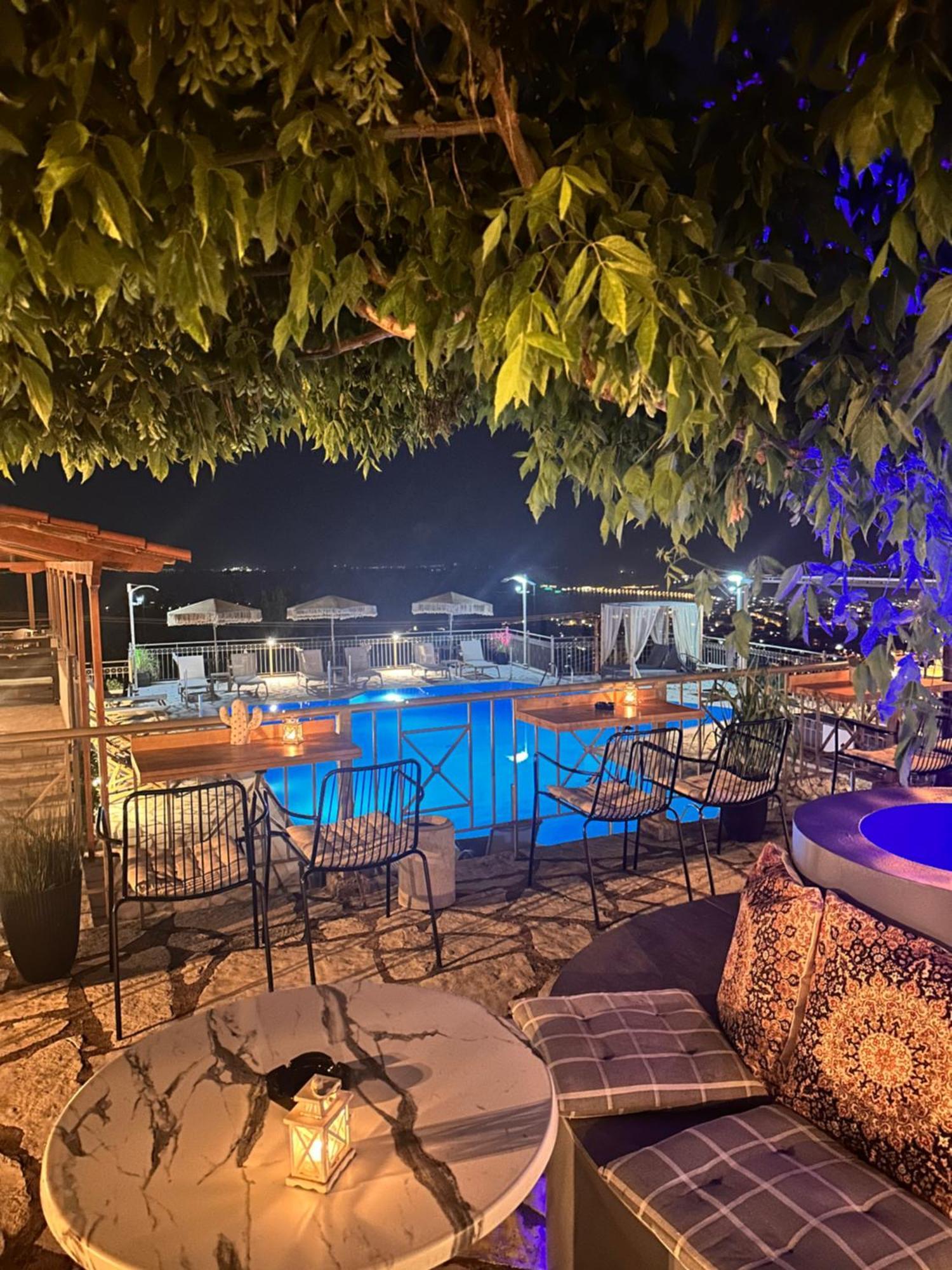 Hotel Semiramis Frínion Zewnętrze zdjęcie
