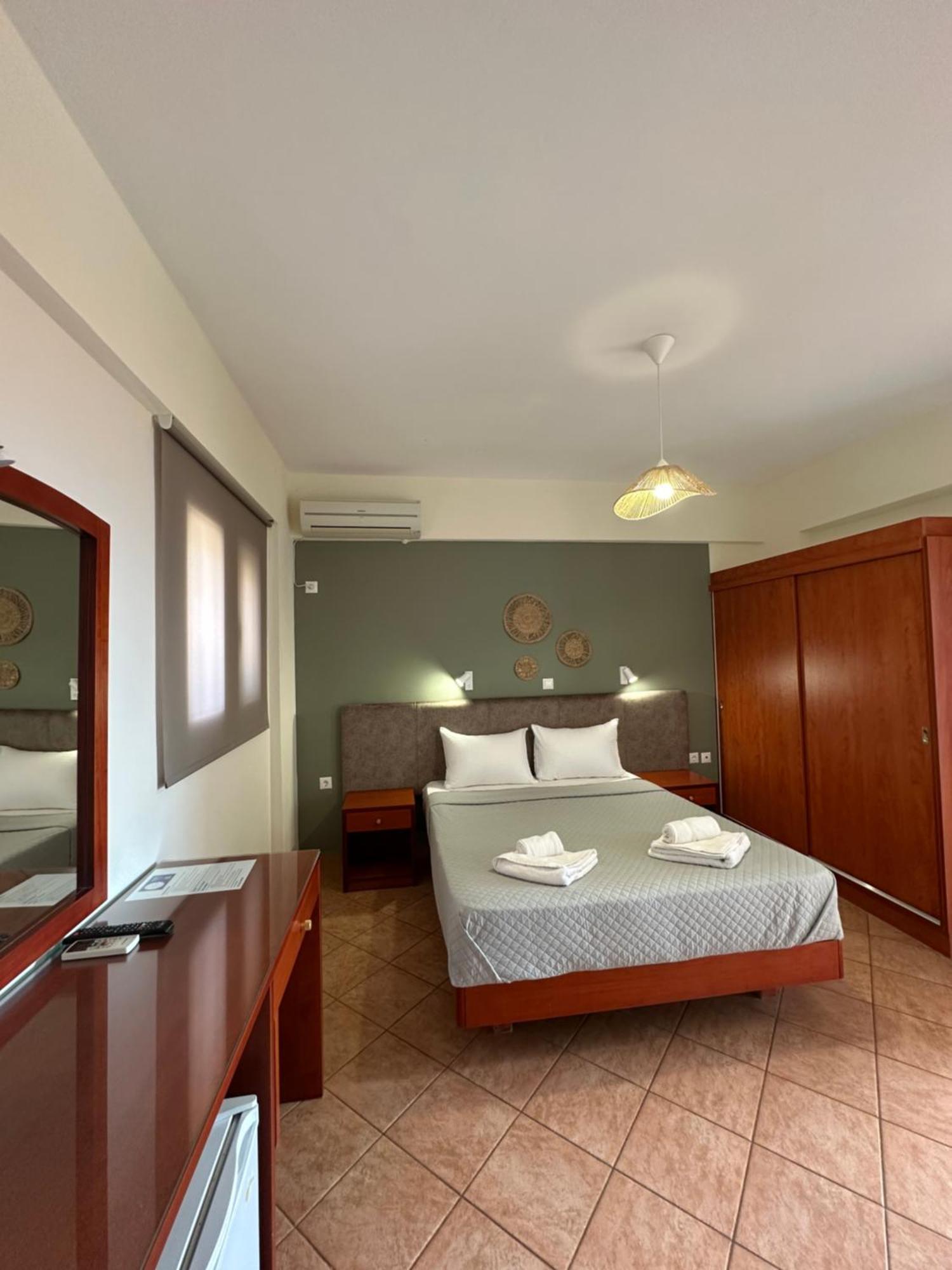 Hotel Semiramis Frínion Pokój zdjęcie